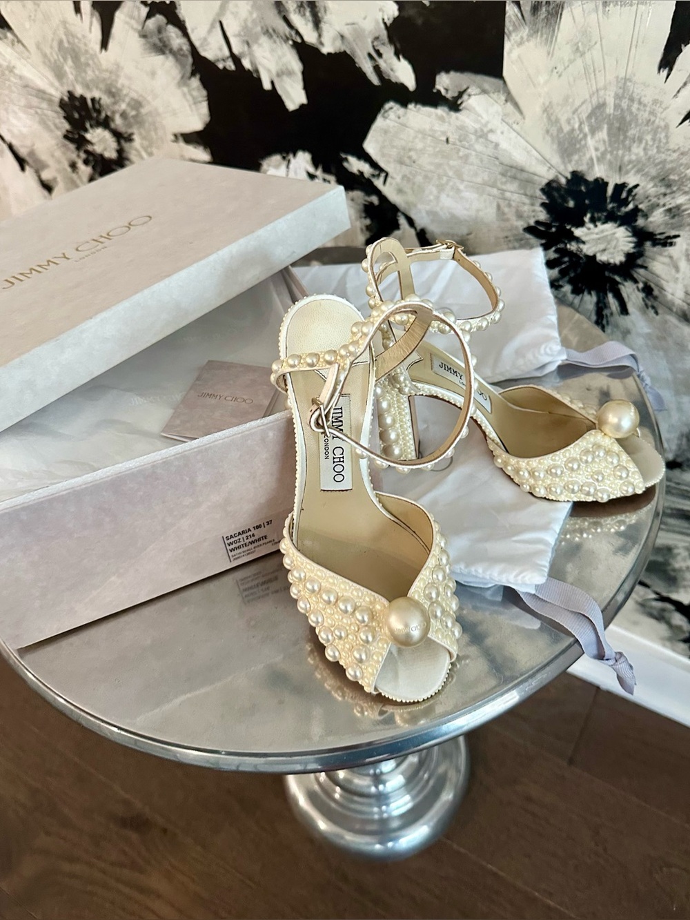 Jimmy Choo Sacaría 100 pearl embellished heels - Picture 4 of 13